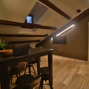 Moscova Attic Near Duomo Milano